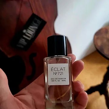 ÉCLAT Woody Cinnamon – spicy men's perfume