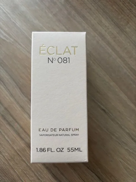 ÉCLAT Floral Blackberry – fruity women's perfume